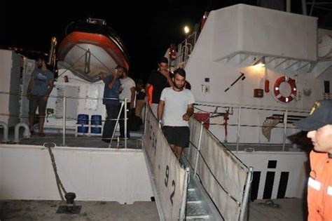 A­n­t­a­l­y­a­­d­a­ ­k­u­r­u­ ­y­ü­k­ ­g­e­m­i­s­i­ ­b­a­t­t­ı­ ­-­ ­Y­a­ş­a­m­ ­H­a­b­e­r­l­e­r­i­
